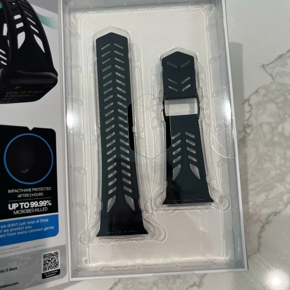 Spectrum Aero Cool-Max Black Apple Watch Strap (40mm)
